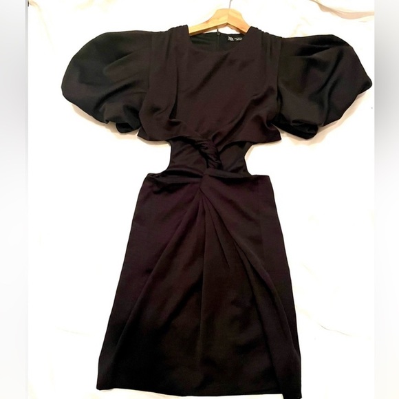 Zara Black Mini Dress with Cut-Out Design - Picture 3 of 10